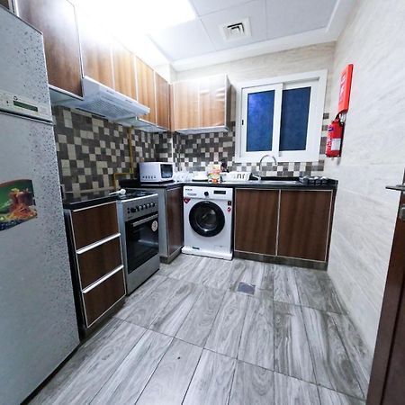 Barsha Star Residence - Home Stay Dubai Bagian luar foto