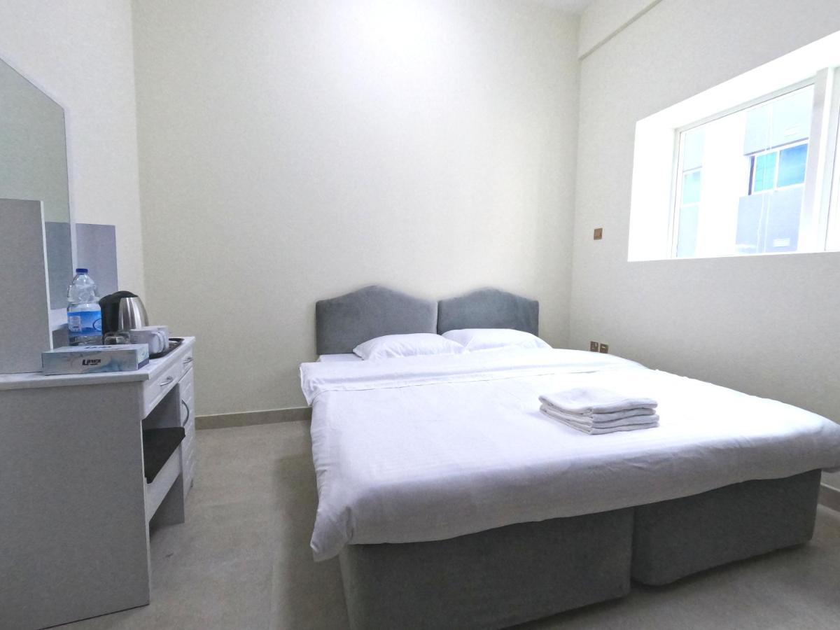 Barsha Star Residence - Home Stay Dubai Bagian luar foto