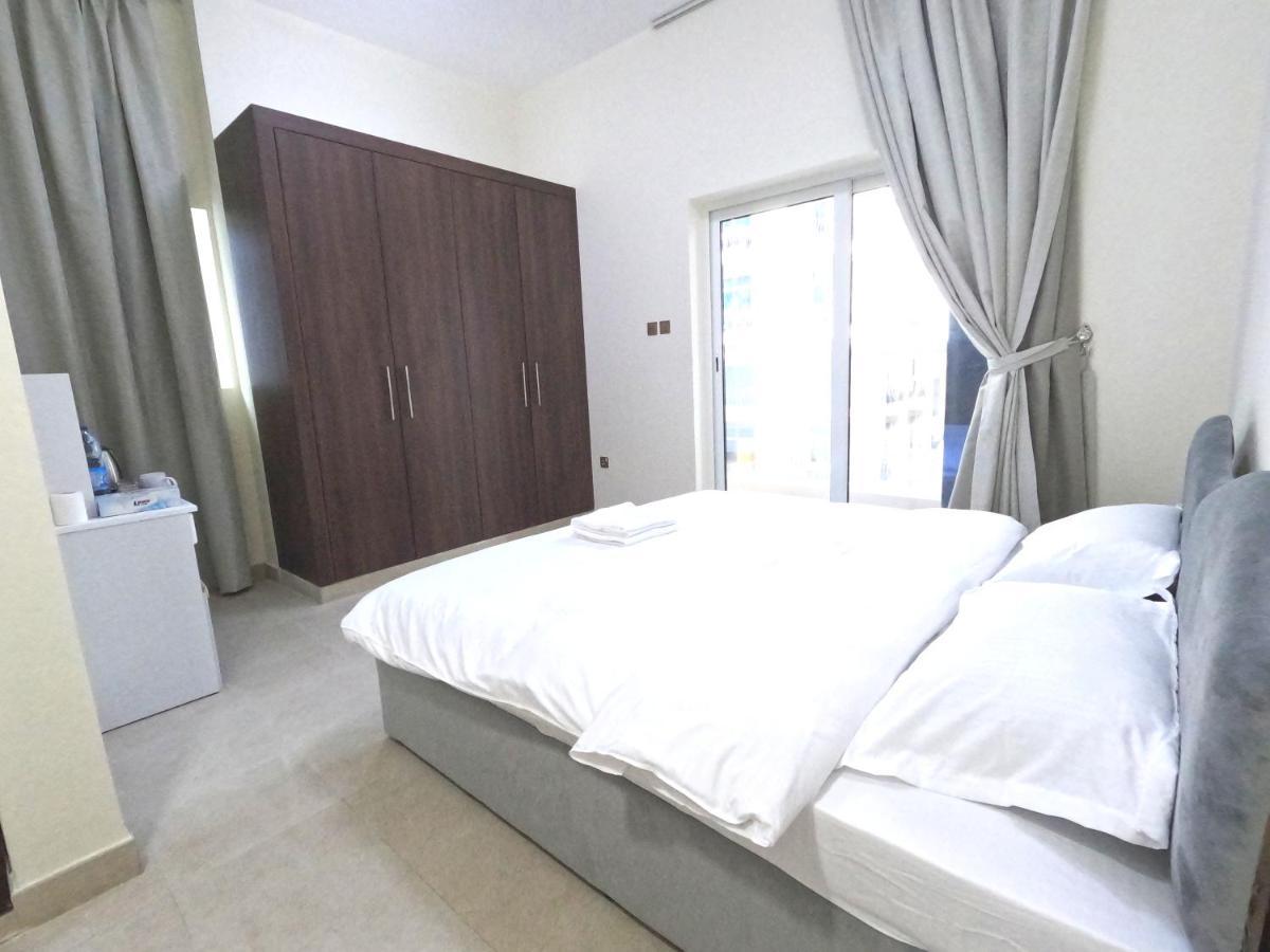 Barsha Star Residence - Home Stay Dubai Bagian luar foto