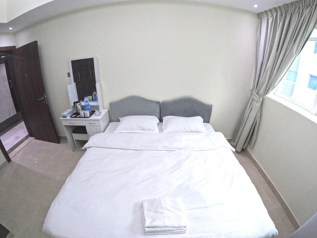 Barsha Star Residence - Home Stay Dubai Bagian luar foto