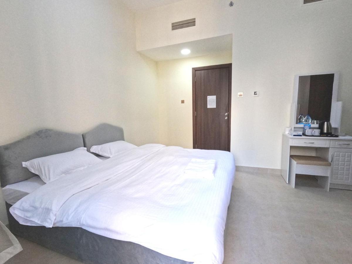Barsha Star Residence - Home Stay Dubai Bagian luar foto