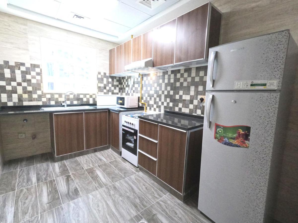 Barsha Star Residence - Home Stay Dubai Bagian luar foto