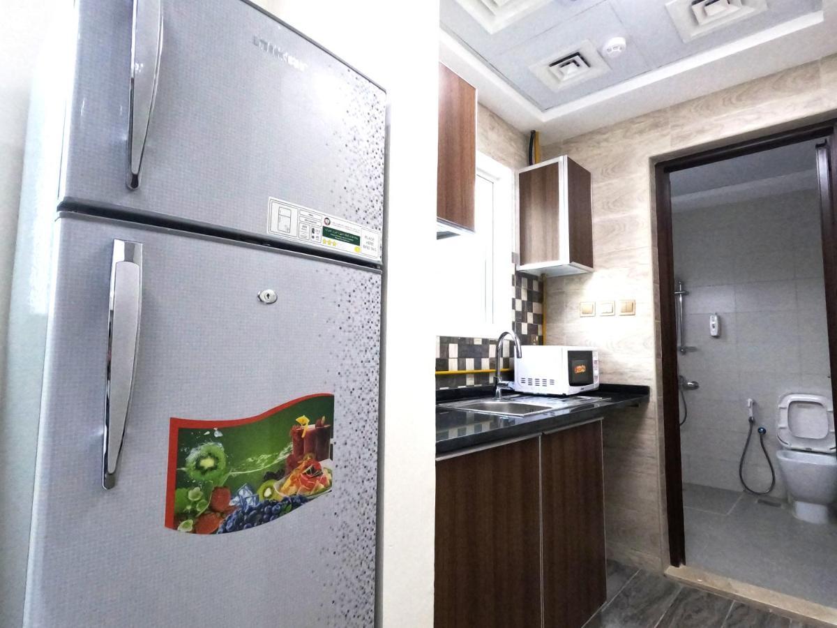 Barsha Star Residence - Home Stay Dubai Bagian luar foto